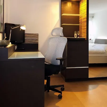 Grosse Mit 2 Schlafzimmern Apartamento